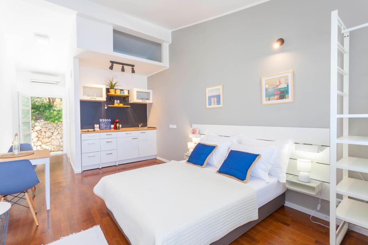 Amazing View Apartment ตราสนิสเซ ภายนอก รูปภาพ